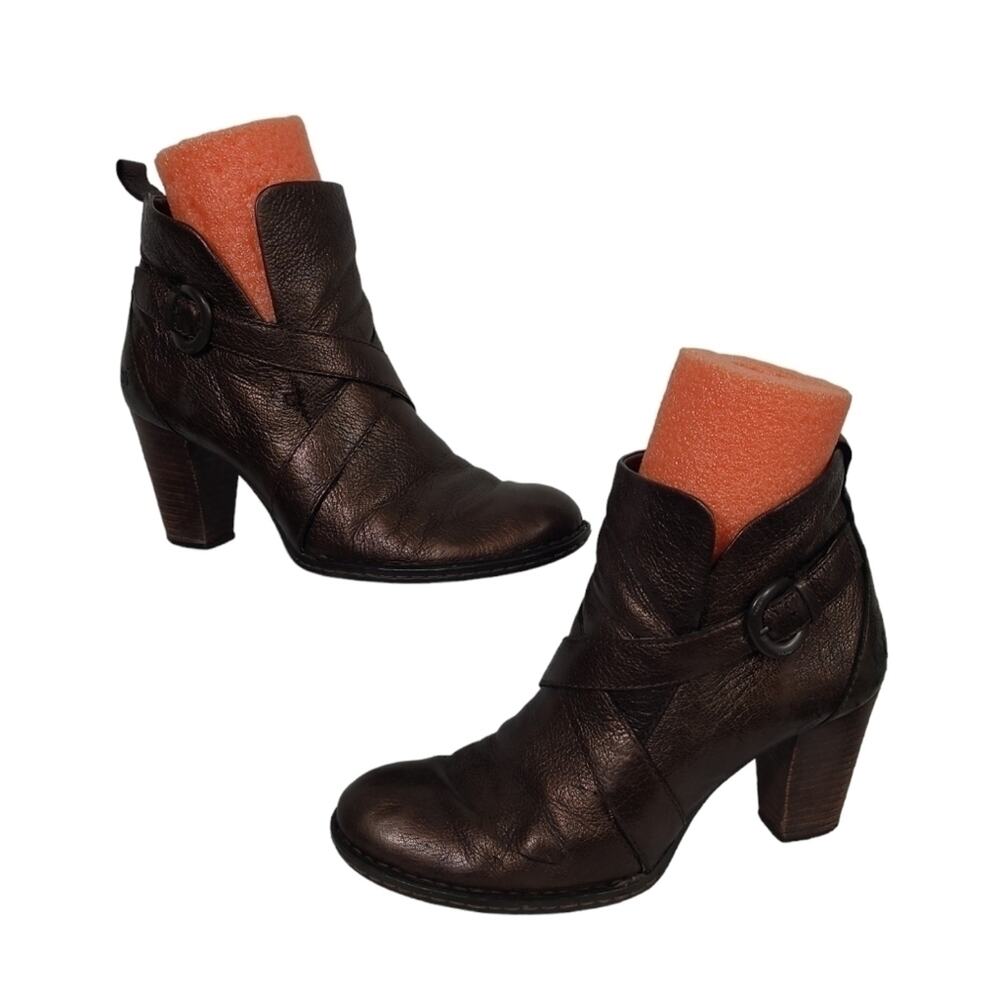 BORN Shola Leather Side Zip Heeled Ankle Boot in Metallic Bronze / Brown -FLAWED